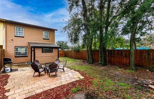 Lovely Modern 3 Bedroom Town Home - Foto 15