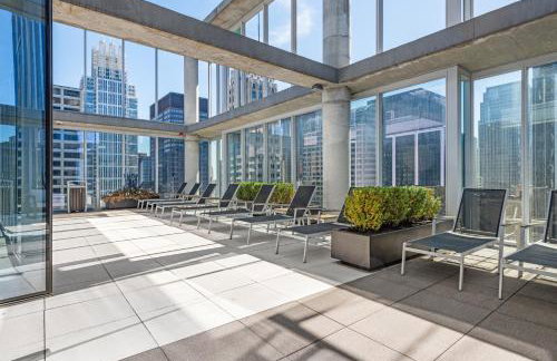 Linea Luxury Living with Indoor Pool and Rooftop Views in The Loop - Photo 16