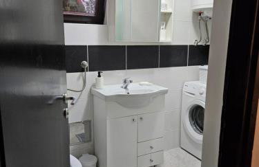 Apartment Lela - self check-in and check-out - Foto 15