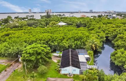 Bring Snacks and Relax! Waterfront, Heated pool, Cribs, Pets, Rods, BBQ - Foto 42