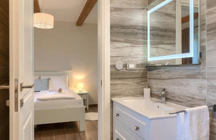 Beautiful villa Jurasi with outdoor pool in Tinjan - Foto 30