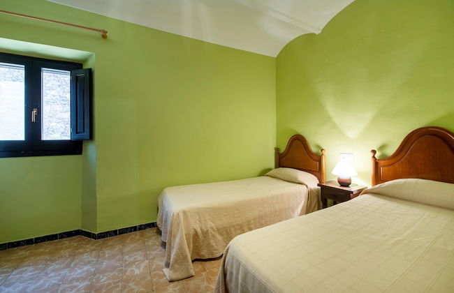 Can Cirera, Rural House In Girona - Photo 5