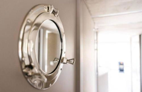 Deine schwimmende Auszeit auf dem Wasser - Festlieger Hausboot Tortuga - Foto 6