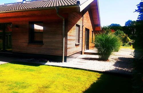 Ländlich gelegenes Haus an der niederländischen Grenze - Foto 1