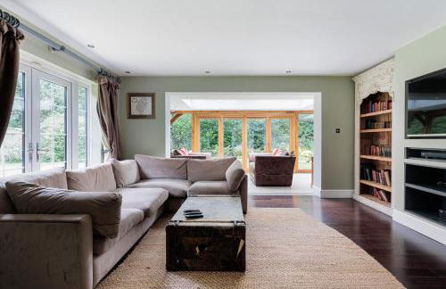 Mereside House Private Pool Retreat - Photo 32