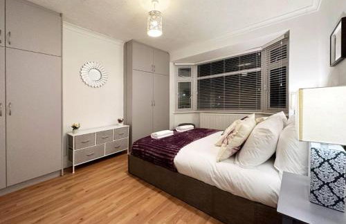 Charming 3-bedroom family home - Foto 14