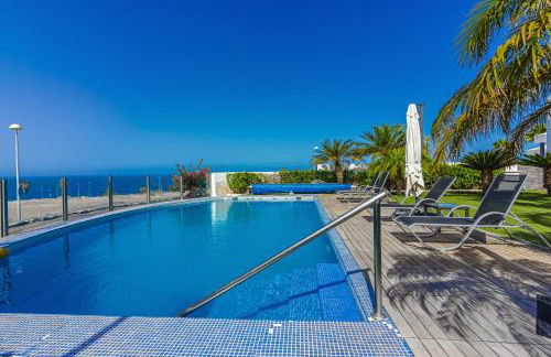 Villa Eleonora, Luxury Villa with Heated Pool Ocean View in Adeje, Tenerife - Foto 11