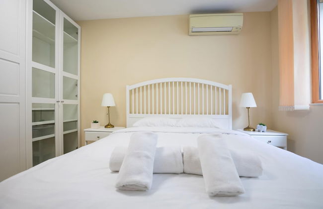 Bright 1bdr Apartment in Top Center - Foto 12