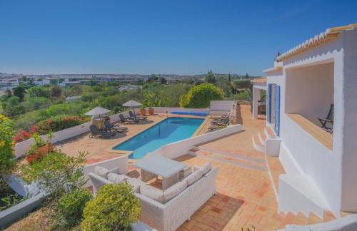 Casa Montaza 4 Bedroom Villa with private pool in Lagos - Foto 1