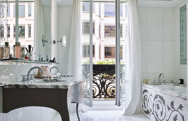 Hôtel Plaza Athénée - Dorchester Collection - Foto 73