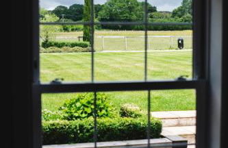 Large Country House with Hot Tub, Pool Table, and Log Burner - Photo 34