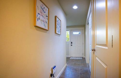 Stylish North Seattle Townhouse- Dual Master Suites - Foto 13