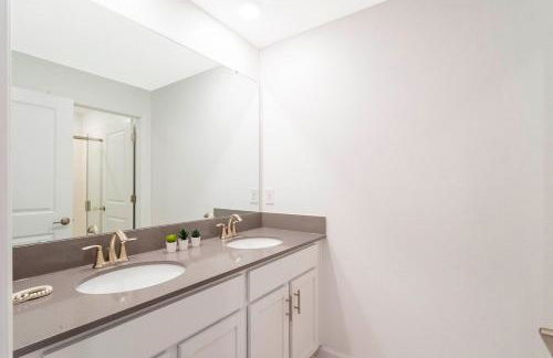 La Vita E Bella 4 Bedroom Storey Lake Condo - Foto 43