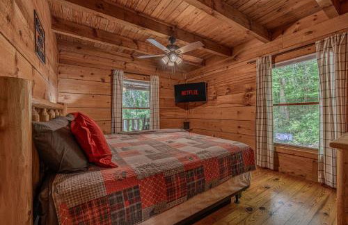 Smokies Cabin with Hot Tub and Arcade Games - Photo 31
