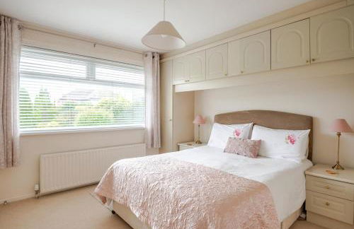 The Burrow, a Spacious Bungalow in Heart of NI - Foto 29