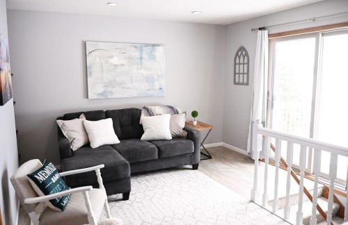 Lake Escape with paddle boards, fire pit & game room - Foto 43