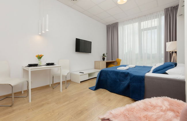 Studios 216 Jerozolimskie Ave by Renters - Photo 10