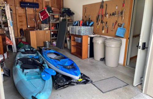 Risingwater Newly Listed Stunning Home with 150-Foot Beachfront in the Finger Lakes - Foto 47