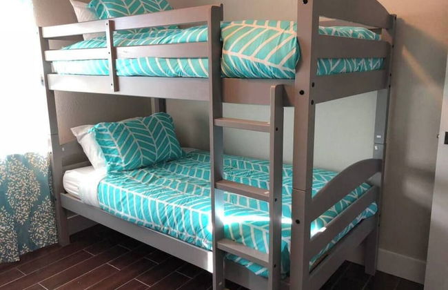 Parsley · New! Luxury, Near Disney & Universal. Sleep 9 - Photo 13