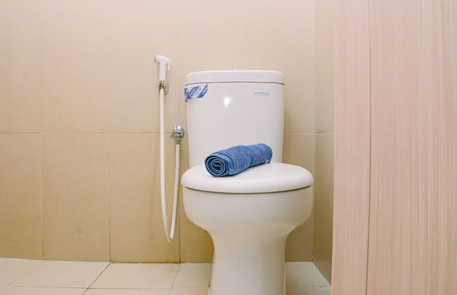 Comfy and Modern Studio Apartment at Elpis Residence - Photo 10