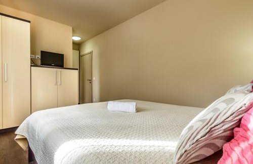 Villa Pave - Six-Bedroom Villa with Terrace and Swimming Pool - Foto 17