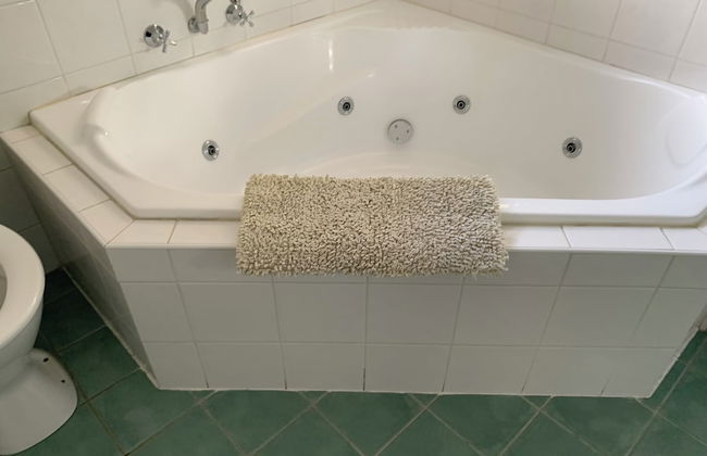 Eltham Retreat - Photo 34