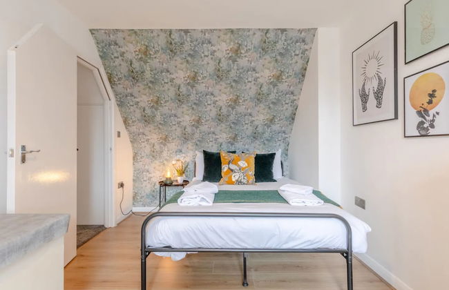 Central 3 Bedroom House With Garden - Foto 8