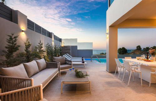 Lagoon Seaside Villa, Sumptuous Retreat,By ThinkVilla - Photo 11