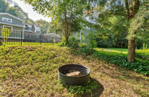 Delavan Retreat with Patio on Turtle Lake! - Foto 22