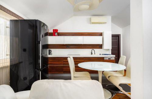 Traumhaftes Apartment nur 300 Meter zum Strand mit Blick auf Tennisplatz - Hund willkommen - Foto 5