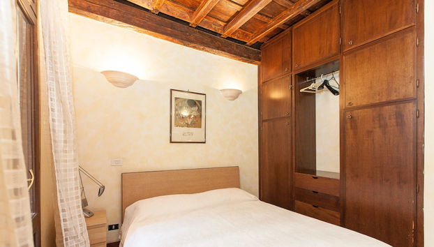 Rental In Rome Santa Maria - Photo 3, Room