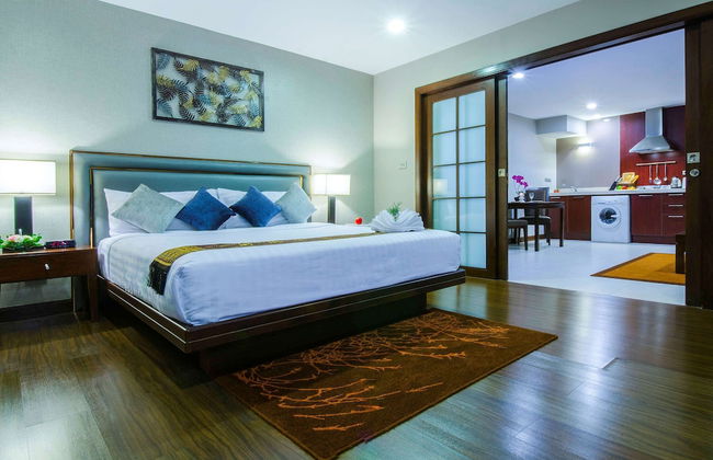 Grand Mercure Bangkok Asoke Residence - Photo 15