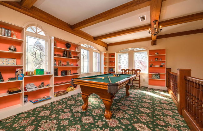 Pillars' Castle - Photo 23