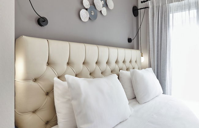 Nival Luxury Suites - Photo 8