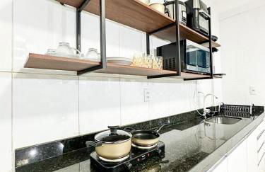 APË GOLD NO CENTRO DA CIDADE COM AR E CAMA KINg - Foto 67