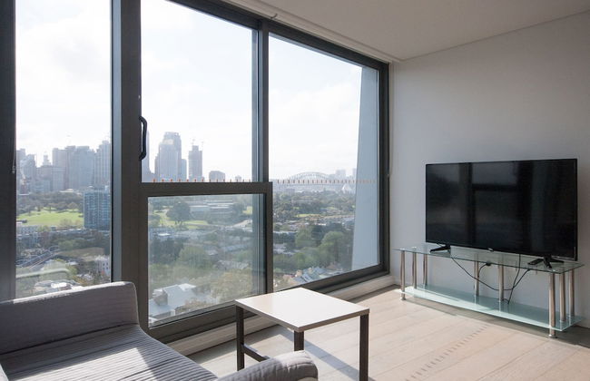 Modern 2 Bedroom Potts Point Apartment - Photo 14