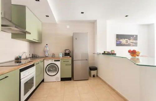 CastelPlace beach con plaza de Garage incluida, free parking and AC - Photo 12