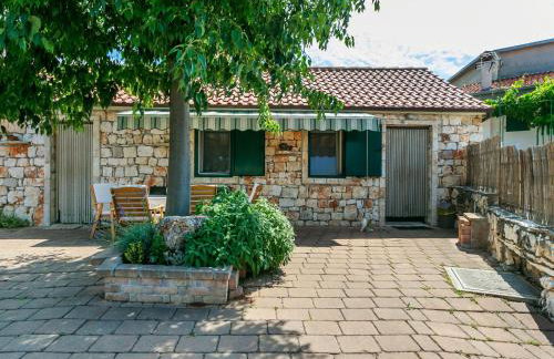 Holiday Home in Marina Near Beaches - Photo 18