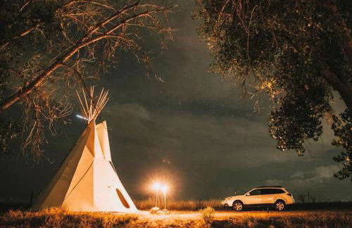 Cozy and Authentic Tipi Rental on Working Horse Ranch near Denver, Colorado - Foto 10