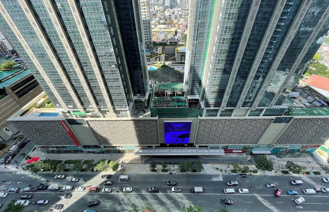 Uptown Park Suites Tower 1 - Photo 40