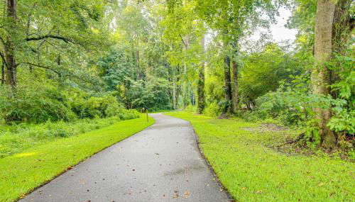 Hike and Bike On-Site Burgaw Apt - 4 Mi to River - Foto 2