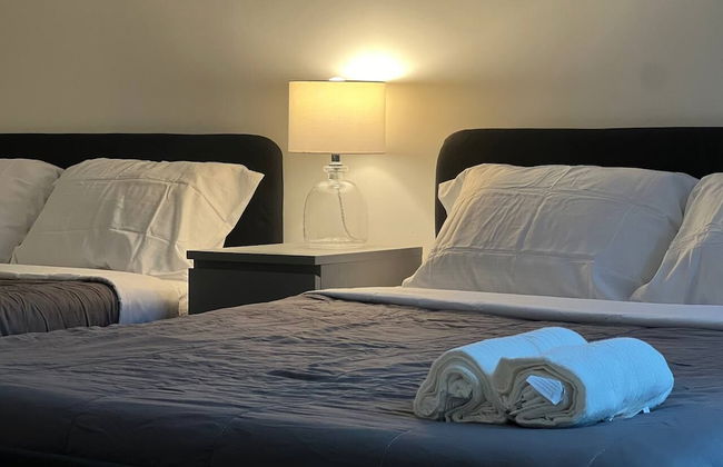 Rivetstays - The Parade - Photo 19