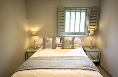 1 & 2 bedroom Weaver's Cottages at Frame Farm - Foto 77