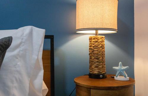 Cozy One-Bedroom Coastal Retreat - Walk to Beach - Foto 13