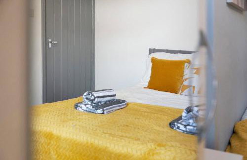 Comfortable 2BR Home 10 Min to Durham Cathedral - Foto 30