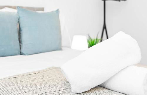 Four Bed House - Garden - Parking - Speed Wi-Fi 75CMR - Foto 34