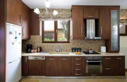 Sofia's Sunny Home + Private Pool + Gym - Foto 16