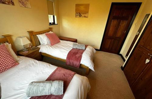Maesllan - A Spacious Holiday Home in Porthcawl - 5 bedrooms, sleeps up to 10 people - Foto 25