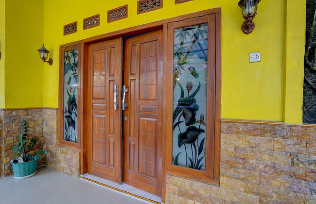 OYO Life 92840 Wisma Morricco - Foto 25