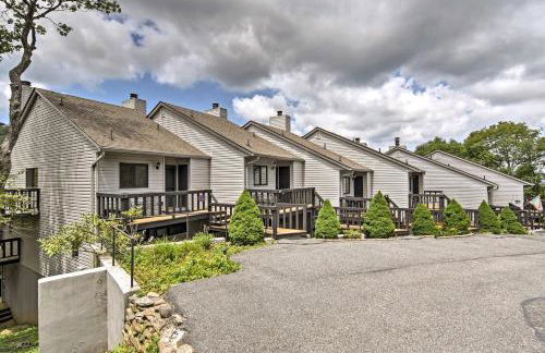 Year-Round Fun in Beech Mountain! Condo with Balcony - Foto 25